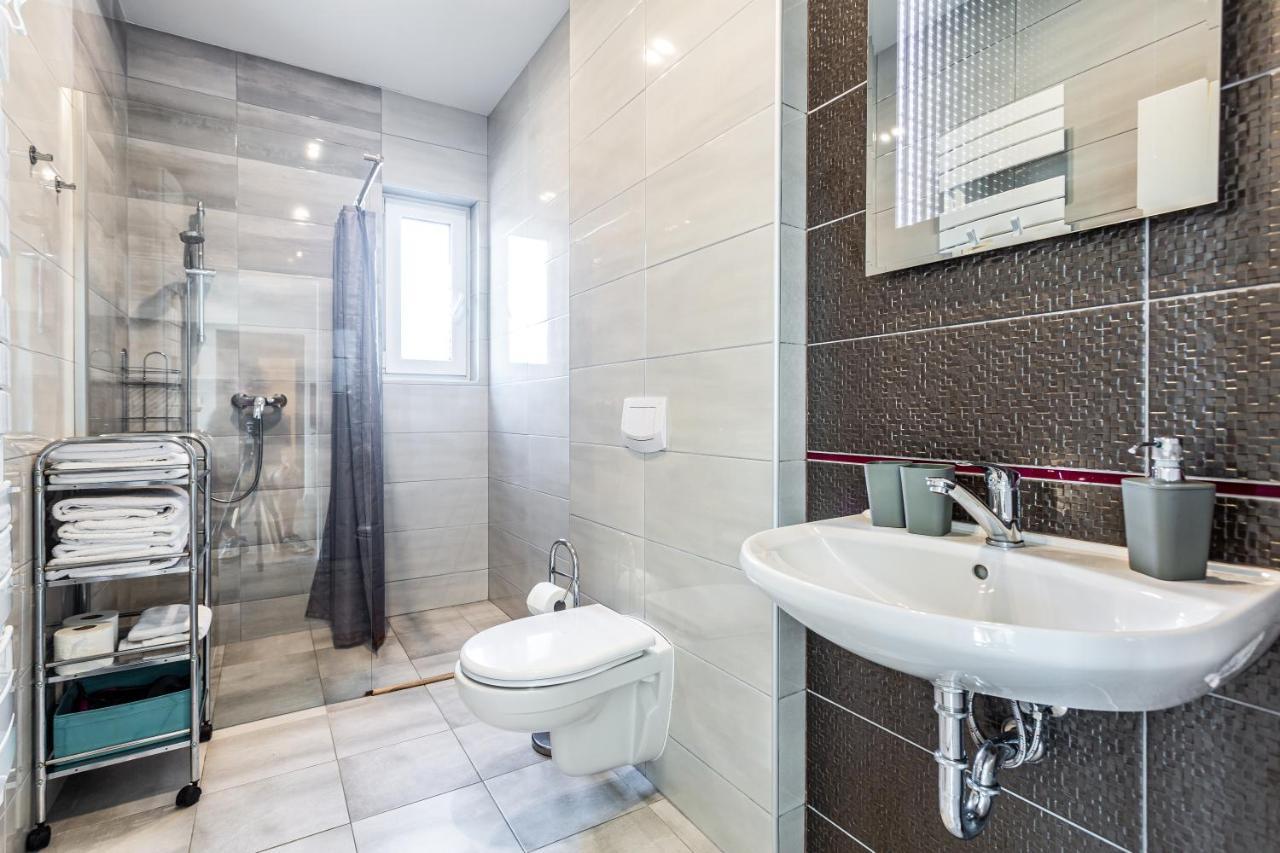 Family Apartments Klinovec Лоучна-под-Кліновцем Екстер'єр фото