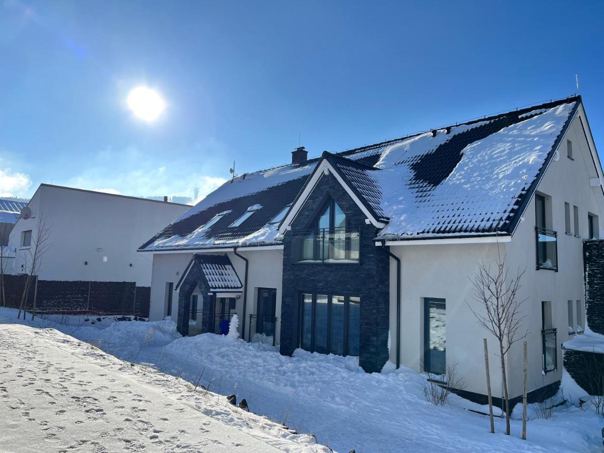 Family Apartments Klinovec Лоучна-под-Кліновцем Екстер'єр фото