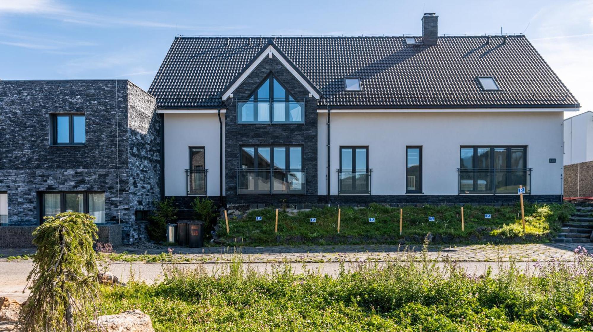 Family Apartments Klinovec Лоучна-под-Кліновцем Екстер'єр фото